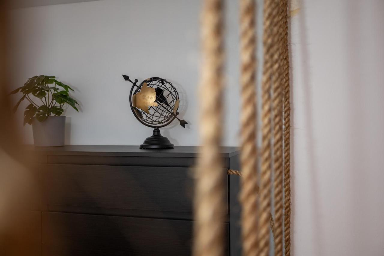 Green Goblin Apartment With Free Private Parking Будапеща Екстериор снимка