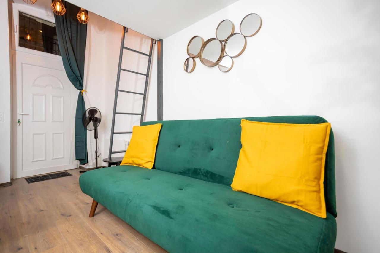 Green Goblin Apartment With Free Private Parking Будапеща Екстериор снимка